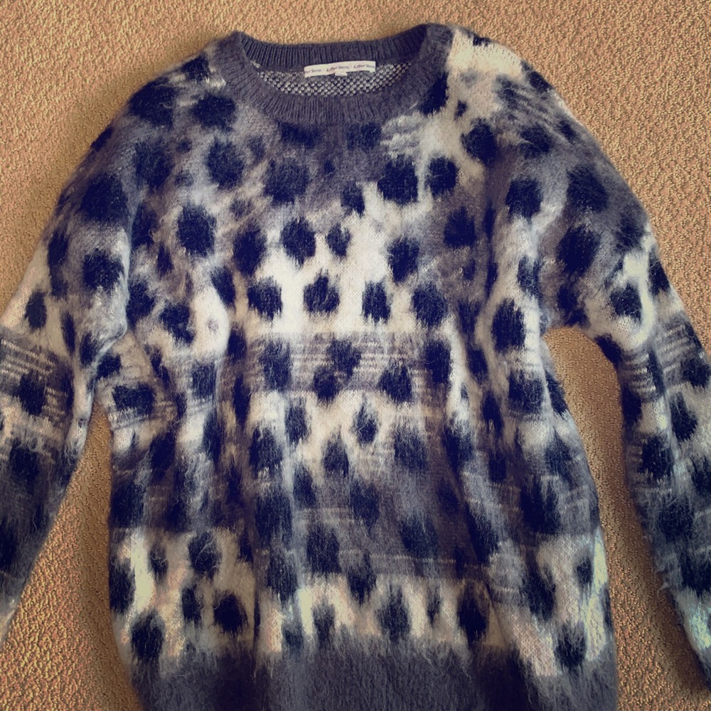 CUTE OVERSIZED SWEATER
